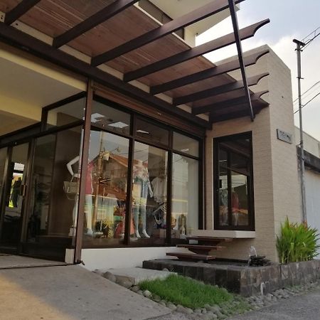 Cabinas Gosen Puntarenas Esterno foto