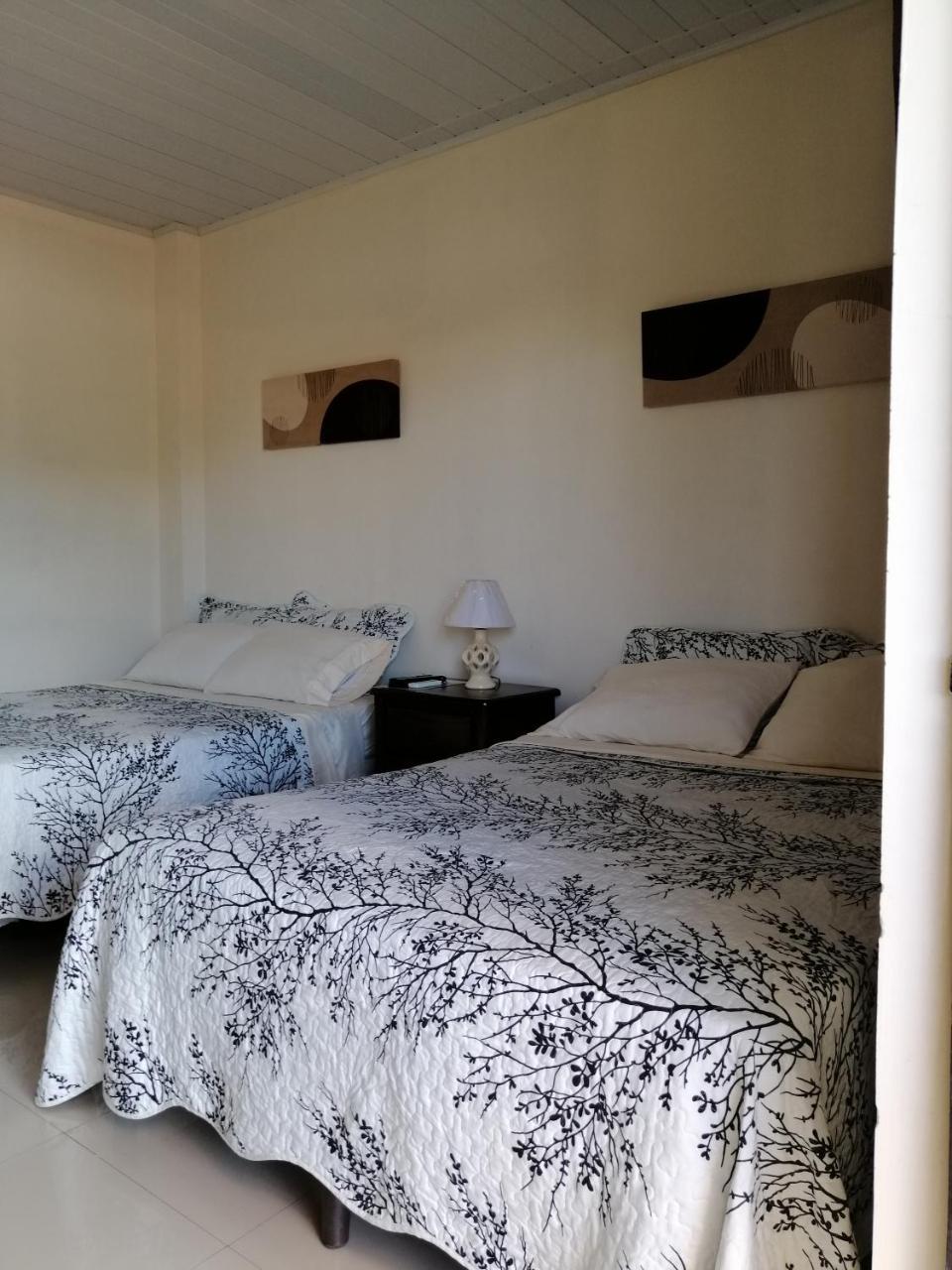 Cabinas Gosen Puntarenas Esterno foto